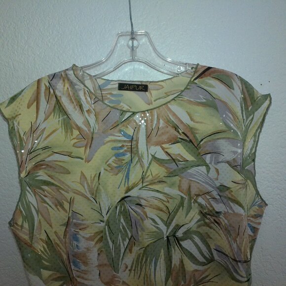 Jaipur, Green tropical leaves tank top, with clear sequins details - Picture 5 of 6